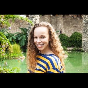 Meet your Posher, Madison